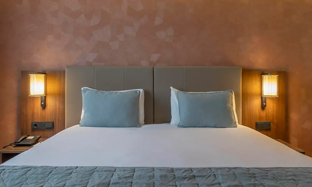 Riu Plaza The Gresham Dublin Hotel 4*,