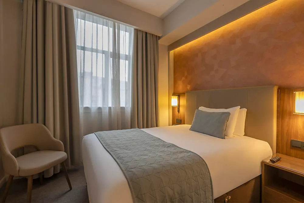 Riu Plaza The Gresham Dublin Otel