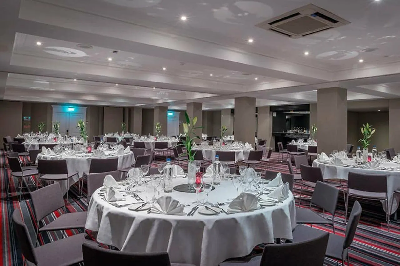 Riu Plaza The Gresham Dublin Otel